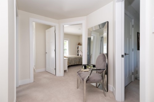 408 Eighth Street, New Westminster, BC - Indoor Photo Showing Other Room