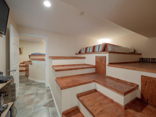 5836 Marine Way, Sechelt, BC - Indoor Photo Showing Other Room