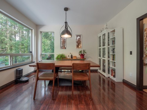 5836 Marine Way, Sechelt, BC - Indoor