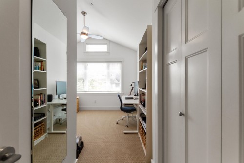 2416 8Th Avenue W, Vancouver, BC - Indoor Photo Showing Office
