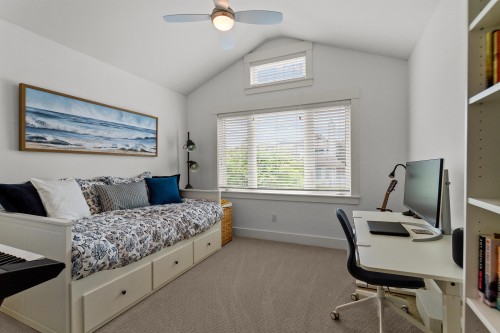 2416 8Th Avenue W, Vancouver, BC - Indoor Photo Showing Bedroom