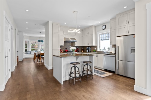 2416 8Th Avenue W, Vancouver, BC - Indoor Photo Showing Kitchen With Upgraded Kitchen