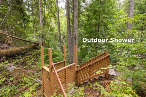 9540 Pemberton Portage Road, Pemberton, BC - Outdoor