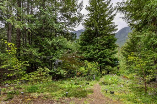 9540 Pemberton Portage Road, Pemberton, BC - Outdoor