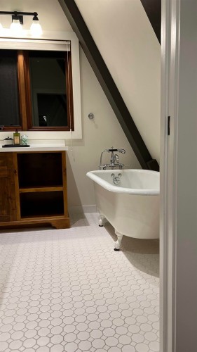 7102 Nesters Road, Whistler, BC - Indoor