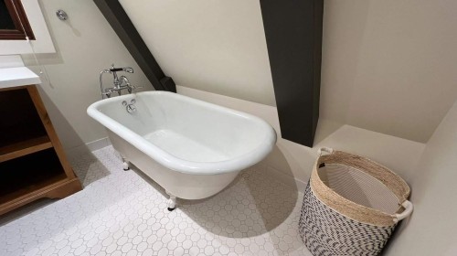 7102 Nesters Road, Whistler, BC - Indoor Photo Showing Bathroom