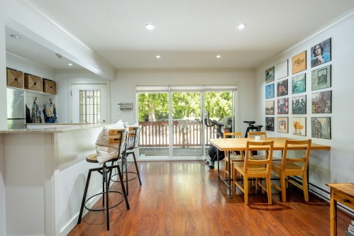 2-8100 Alpine Way, Whistler, BC - Indoor Photo Showing Dining Room