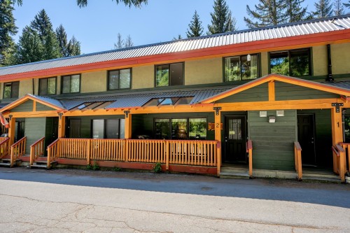 2-8100 Alpine Way, Whistler, BC - Outdoor