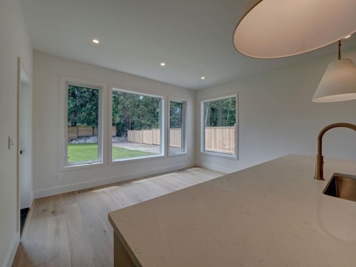 385 Solaz Place, Gibsons, BC - Indoor Photo Showing Other Room