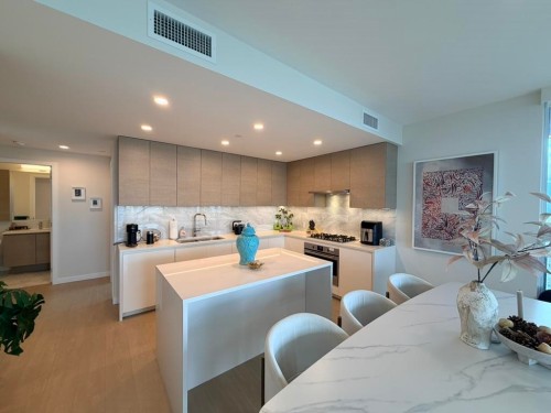 5101-2108 Gilmore Avenue, Burnaby, BC - Indoor