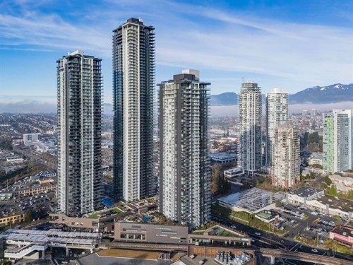 5101-2108 Gilmore Avenue, Burnaby, BC - Outdoor