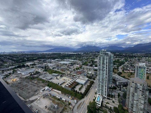 5101-2108 Gilmore Avenue, Burnaby, BC - Outdoor With View