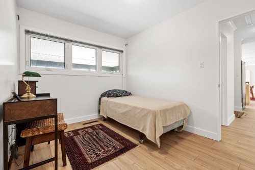 1216 Pinewood Crescent, North Vancouver, BC - Indoor Photo Showing Bedroom