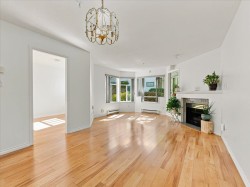 207-3638 Rae Avenue  Vancouver, BC V5R 2P5