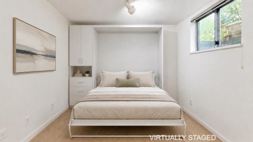 2387 Quayside Court, Vancouver, BC - Indoor Photo Showing Bedroom