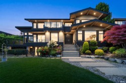 1139 Esquimalt Avenue West Vancouver, BC V7T 1K2