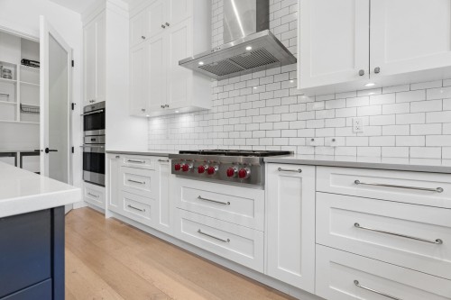 3363 15Th Avenue W, Vancouver, BC - Indoor Photo Showing Kitchen With Upgraded Kitchen