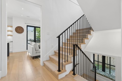 3363 15Th Avenue W, Vancouver, BC - Indoor Photo Showing Other Room