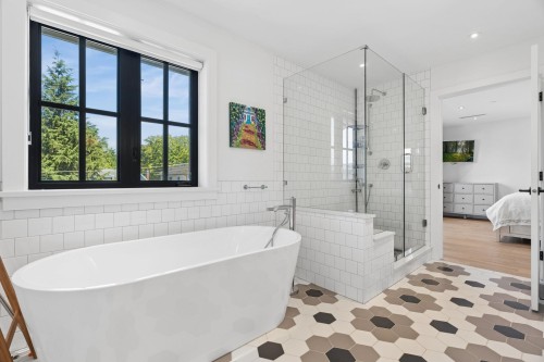 3363 15Th Avenue W, Vancouver, BC - Indoor Photo Showing Bathroom