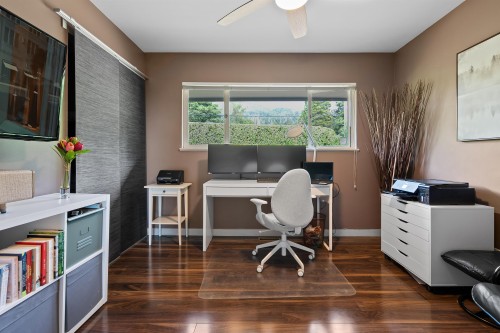 3883 Delbrook Avenue, North Vancouver, BC - Indoor Photo Showing Other Room