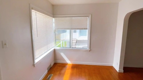 2308 Jefferson Avenue, West Vancouver, BC - Indoor Photo Showing Other Room