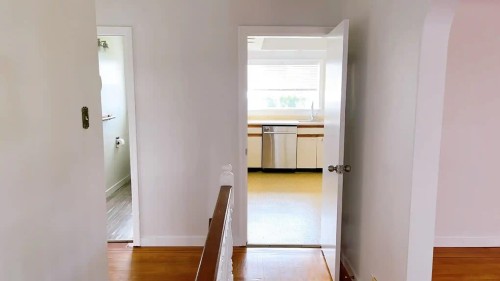 2308 Jefferson Avenue, West Vancouver, BC - Indoor Photo Showing Other Room