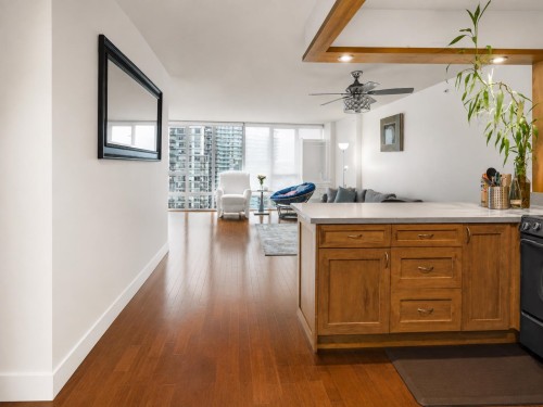 2001-950 Cambie Street , Vancouver, BC V6B 5X5 2