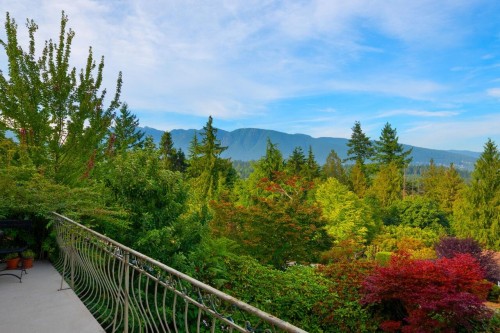 805 Younette Drive, West Vancouver, BC - Outdoor With View
