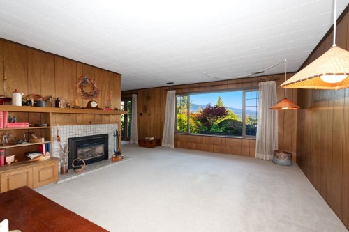 805 Younette Drive, West Vancouver, BC - Indoor With Fireplace