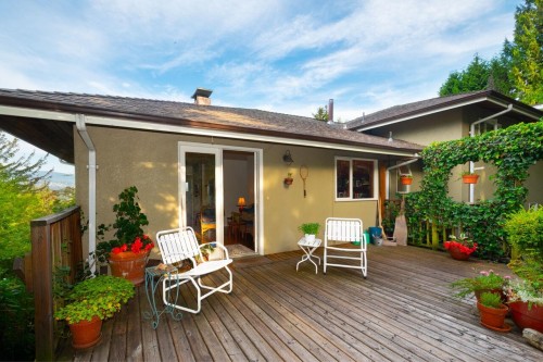 805 Younette Drive, West Vancouver, BC - Outdoor With Deck Patio Veranda With Exterior