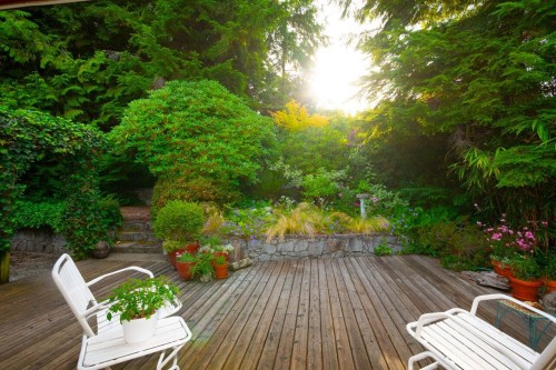 805 Younette Drive, West Vancouver, BC - Outdoor With Deck Patio Veranda