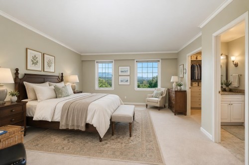 805 Younette Drive, West Vancouver, BC - Indoor Photo Showing Bedroom