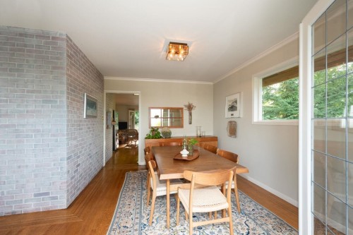 805 Younette Drive, West Vancouver, BC - Indoor Photo Showing Dining Room