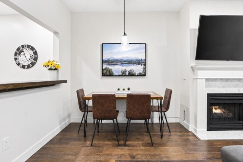 106-4745 54A Street, Delta, BC - Indoor With Fireplace