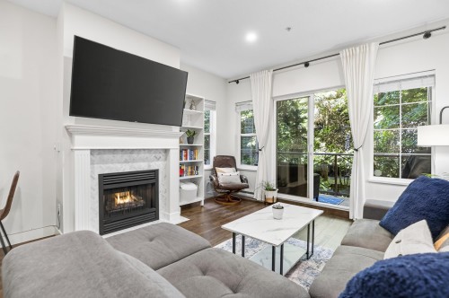106-4745 54A Street, Delta, BC - Indoor Photo Showing Living Room With Fireplace