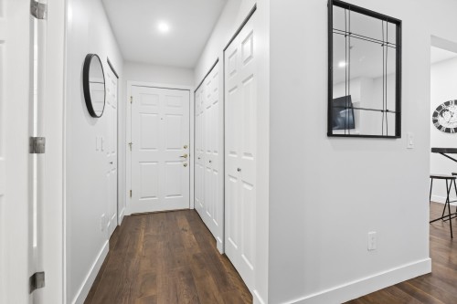 106-4745 54A Street, Delta, BC - Indoor Photo Showing Other Room