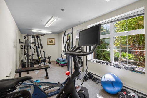 106-4745 54A Street, Delta, BC - Indoor Photo Showing Gym Room