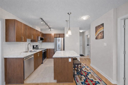 3003-1178 Heffley Crescent, Coquitlam, BC - Indoor Photo Showing Kitchen