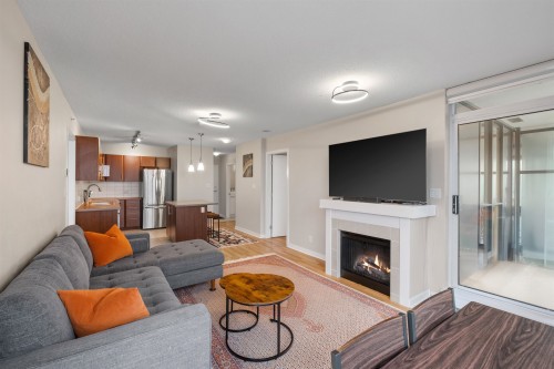 3003-1178 Heffley Crescent, Coquitlam, BC - Indoor Photo Showing Living Room With Fireplace