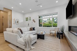 1234 19th Avenue E Vancouver, BC V5V 1L3
