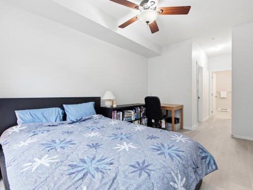 32-9229 University Crescent, Burnaby, BC - Indoor Photo Showing Bedroom