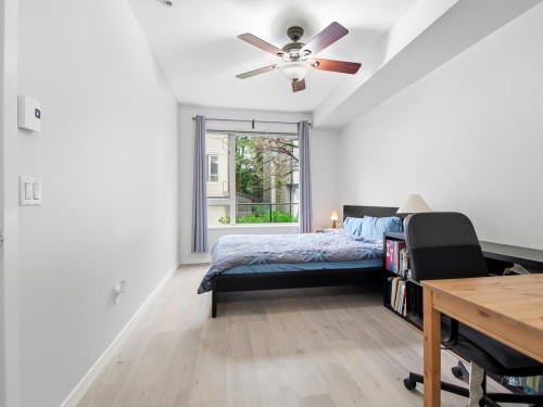 32-9229 University Crescent, Burnaby, BC - Indoor Photo Showing Bedroom