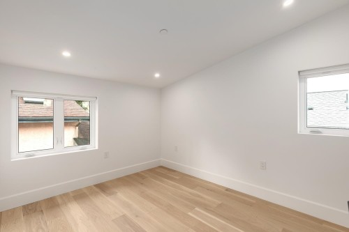 851 19Th Avenue E, Vancouver, BC - Indoor Photo Showing Other Room