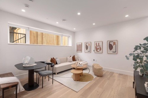 851 19Th Avenue E, Vancouver, BC - Indoor