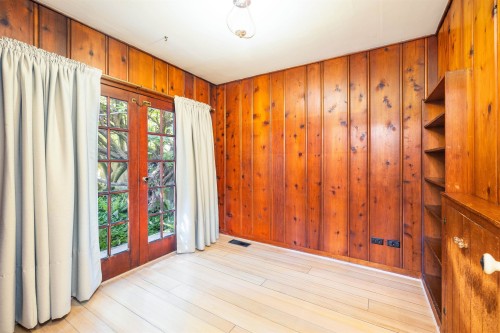 4888 Narvaez Drive, Vancouver, BC - Indoor Photo Showing Bedroom