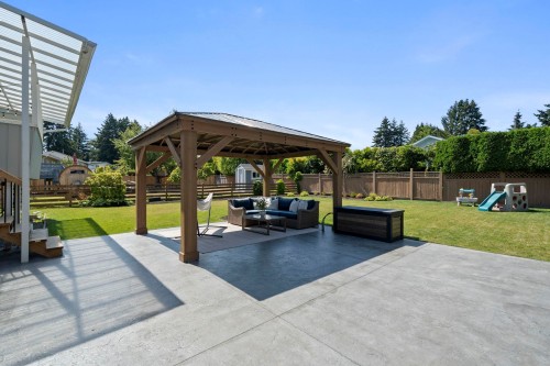 5301 10A Avenue, Delta, BC - Outdoor With Backyard