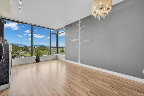 1606-7088 18th Avenue  Burnaby, BC V3N 0A2