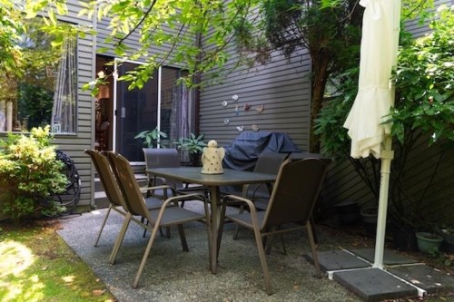 1147 Montroyal Boulevard, North Vancouver, BC - Outdoor With Deck Patio Veranda