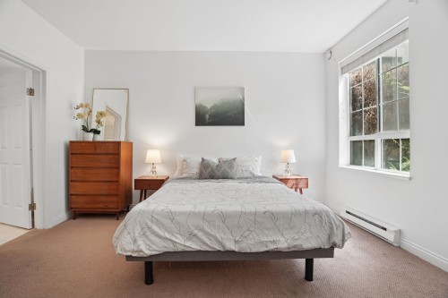116-5835 Hampton Place, Vancouver, BC - Indoor Photo Showing Bedroom