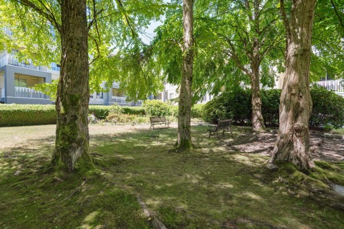 116-5835 Hampton Place, Vancouver, BC - Outdoor